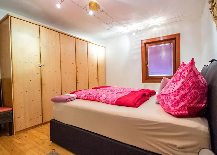 Hoepperger By Interhome Flaurling